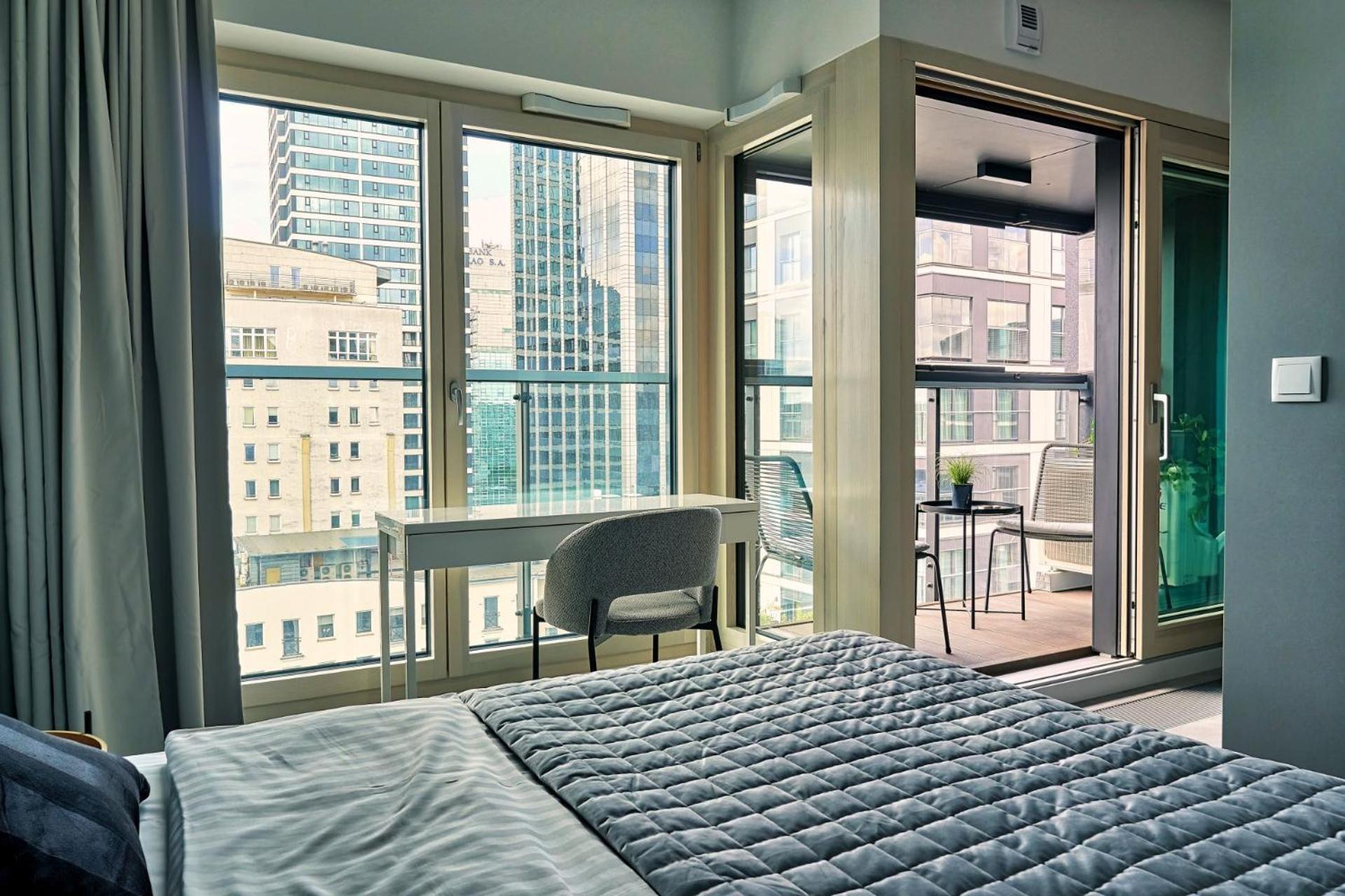 Apartament Mennica By P&o Serviced Warszawa